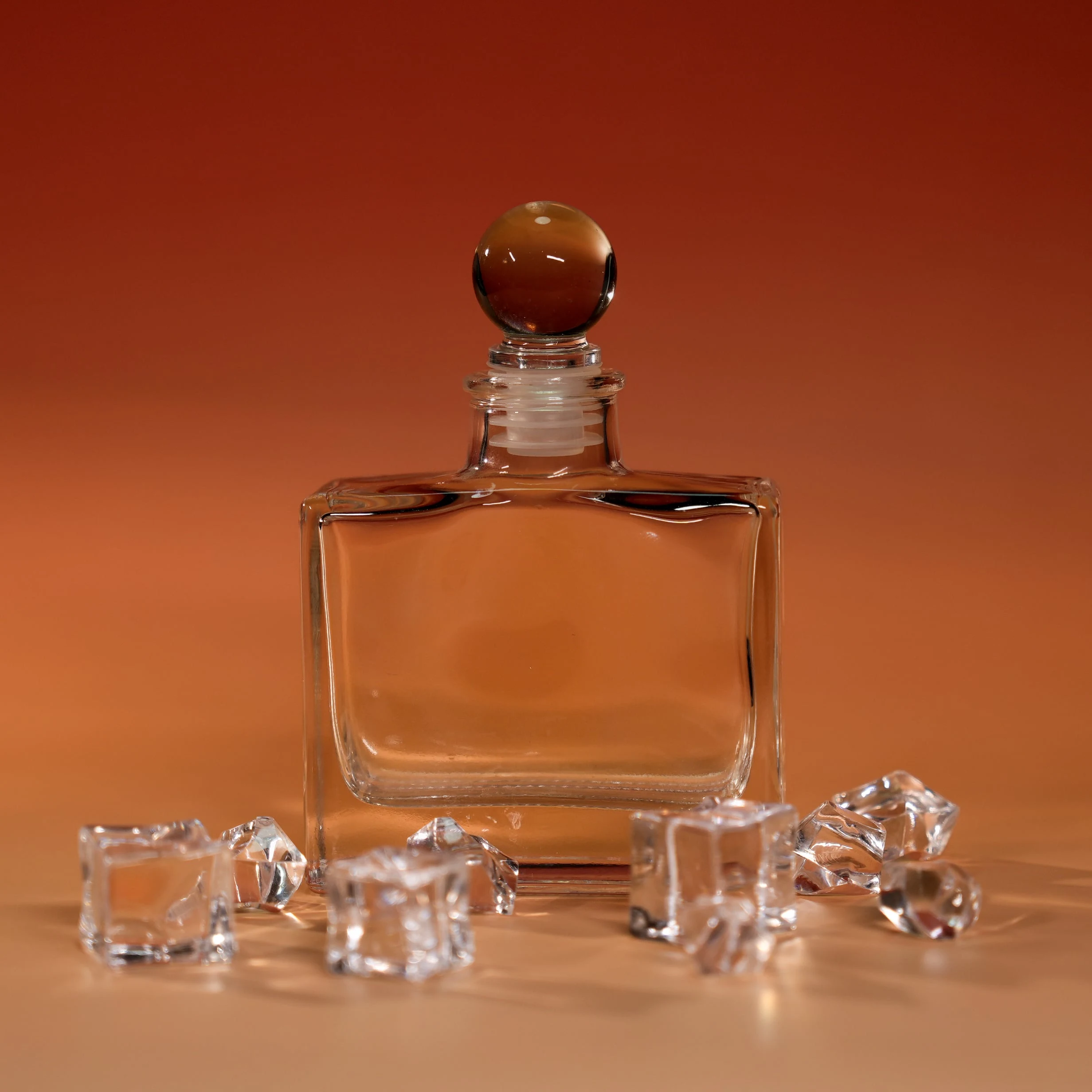 diffuser bottle with round lid