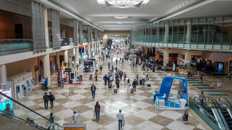 Beautyworld Dubai 2025 Key Trends in Perfume Bottles and Cosmetic Packaging