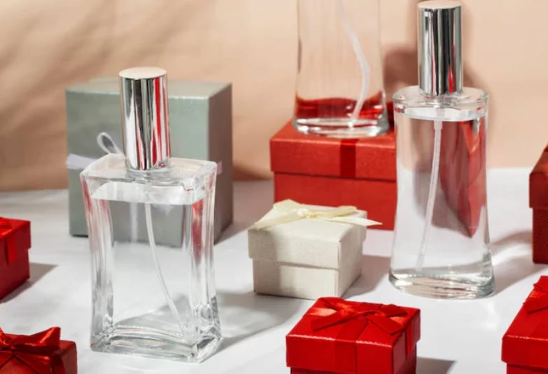 The Timeless Appeal of Glass Perfume Bottles in Luxury Fragrance Packaging