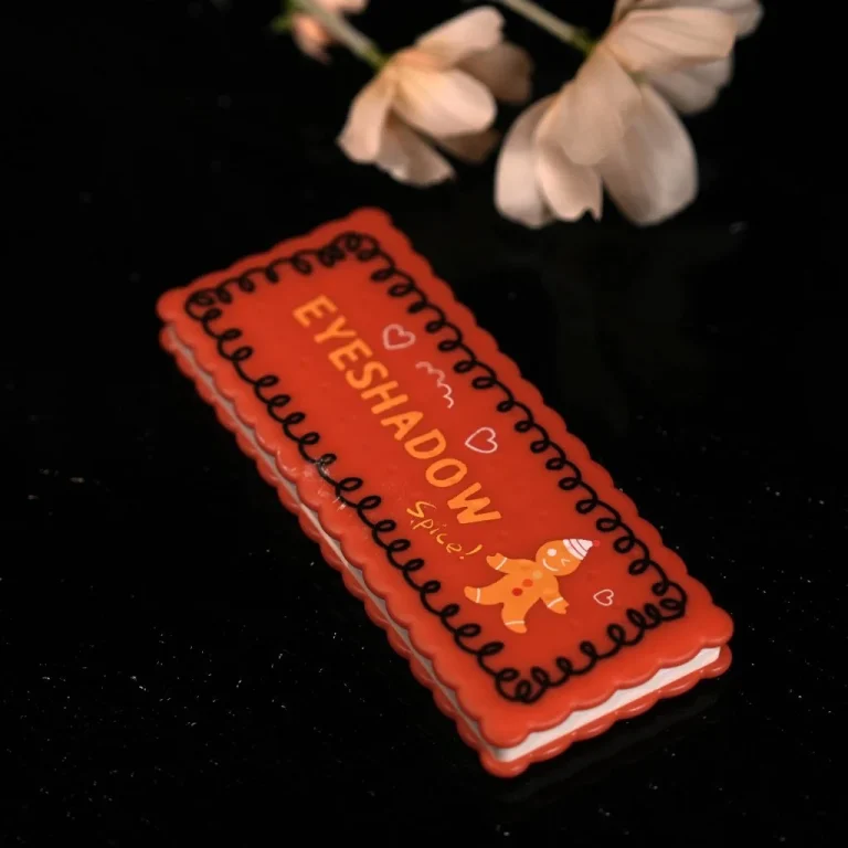 Square 8 Colors Empty Eyeshadow Palette Christmas Style with Mirror