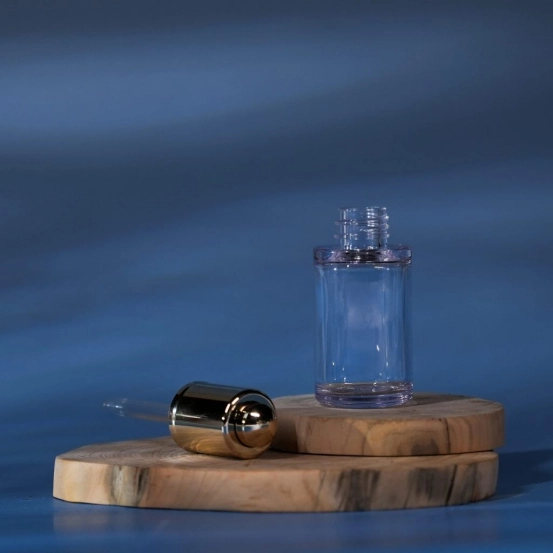 Choosing the Perfect Cream Pump Bottle for Your Skincare Line