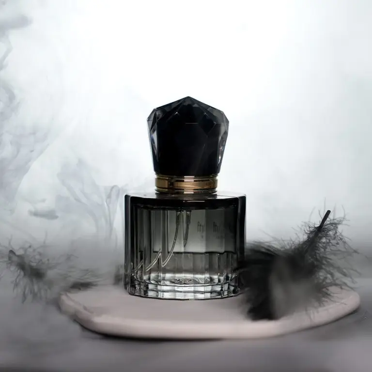 black perfume bottle(2)